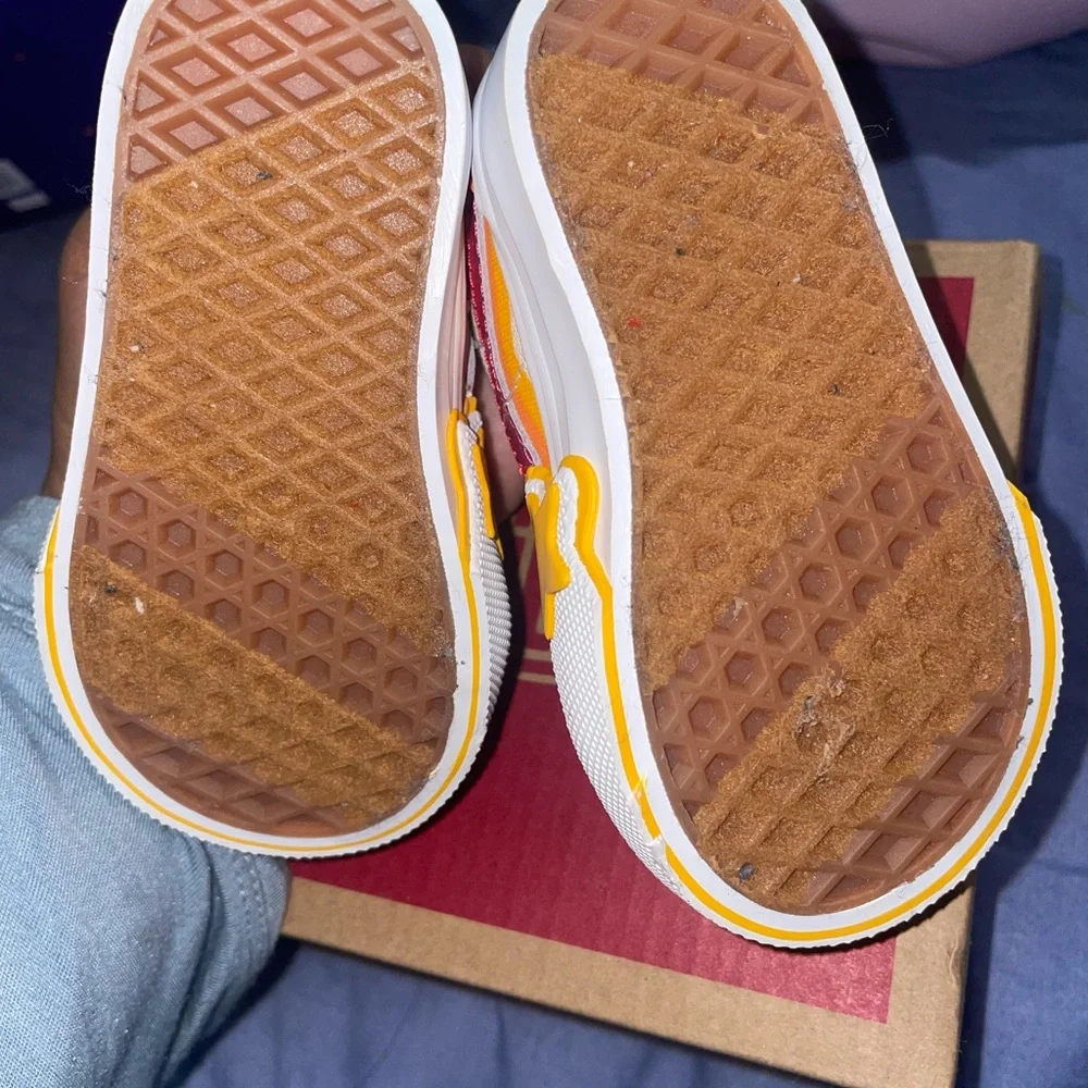Vans Kids High-Top Sneakers‎ in Cream, Orange, and Red